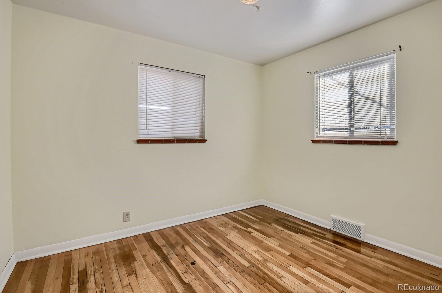 MLS Image #21 for 860  oakland street,aurora, Colorado