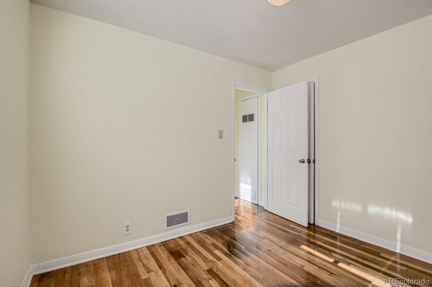 MLS Image #22 for 860  oakland street,aurora, Colorado