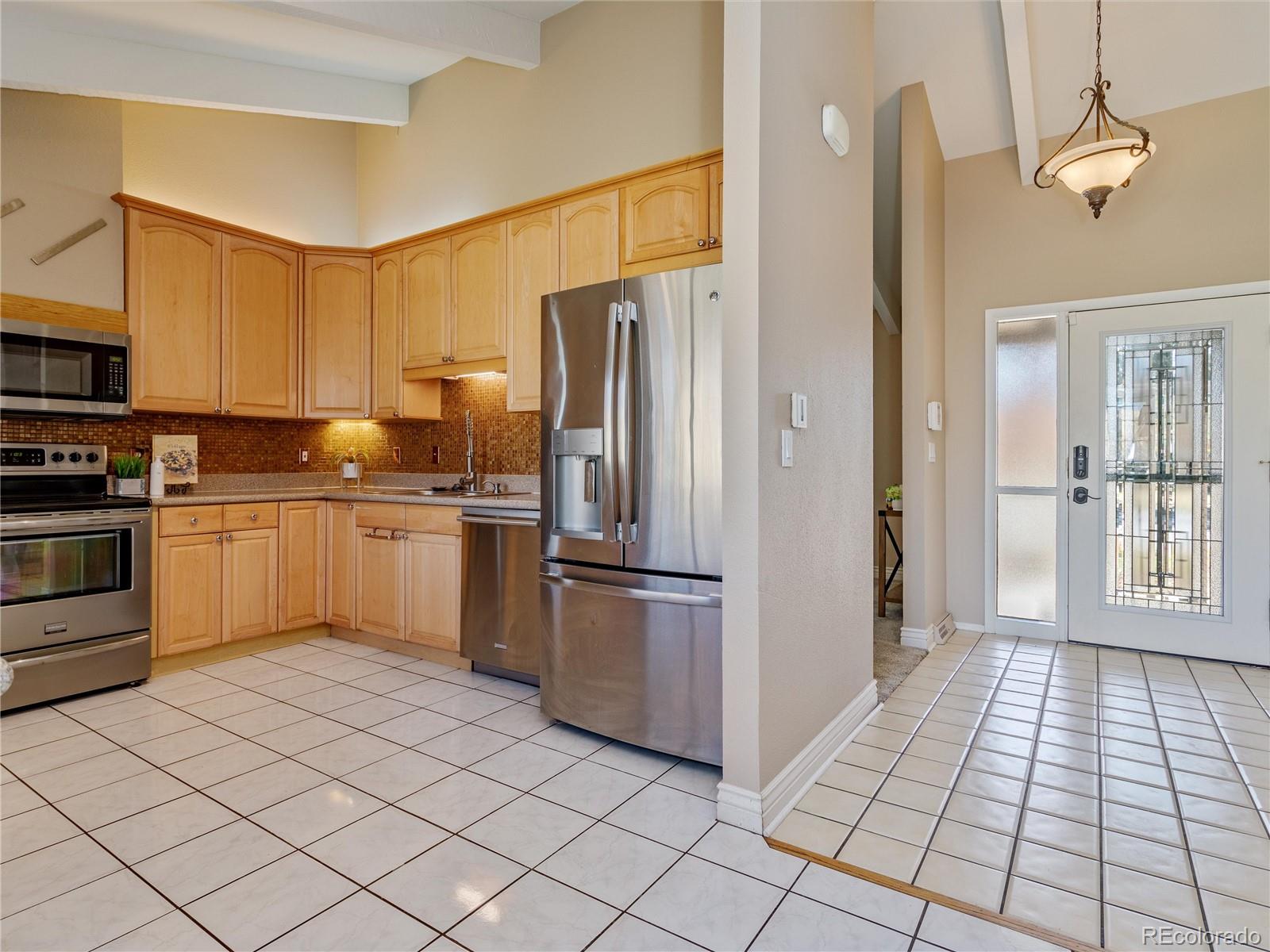 MLS Image #7 for 8705 e radcliff avenue,denver, Colorado