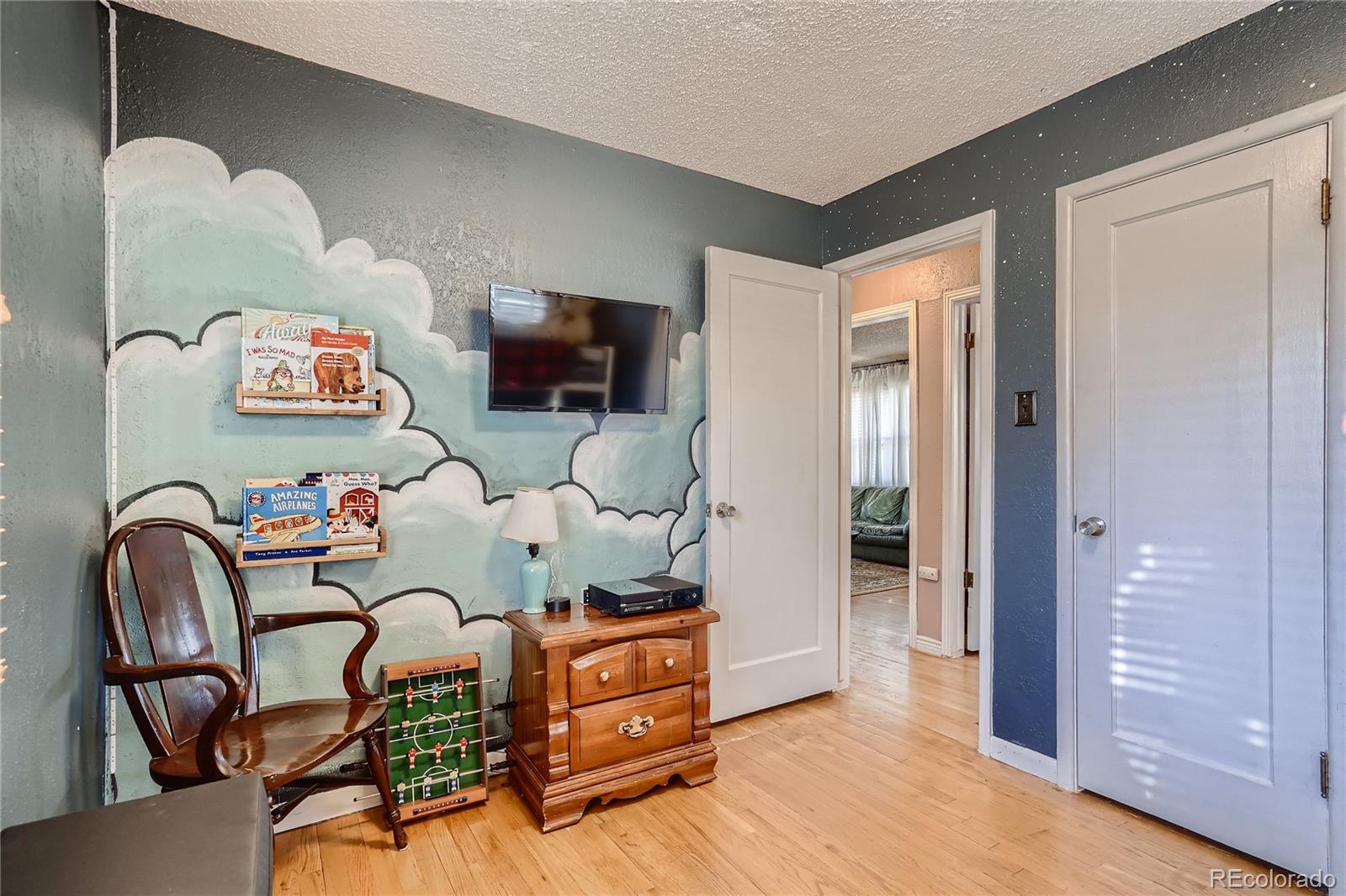 MLS Image #11 for 740  iola street,aurora, Colorado