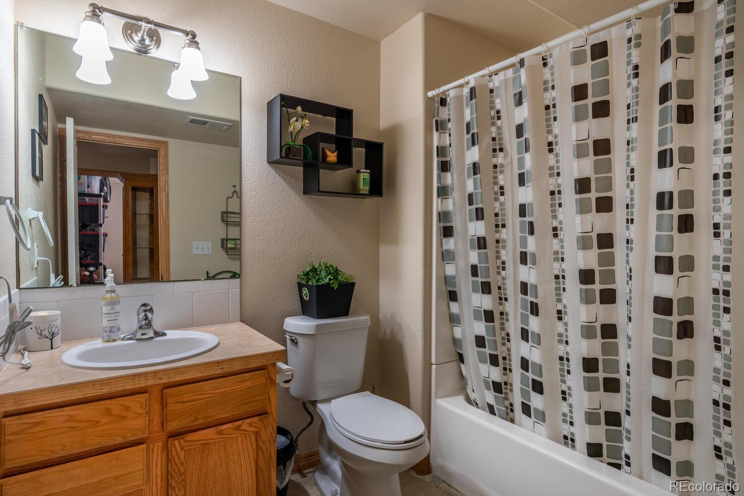 MLS Image #22 for 8839  flaming arrow avenue,wellington, Colorado