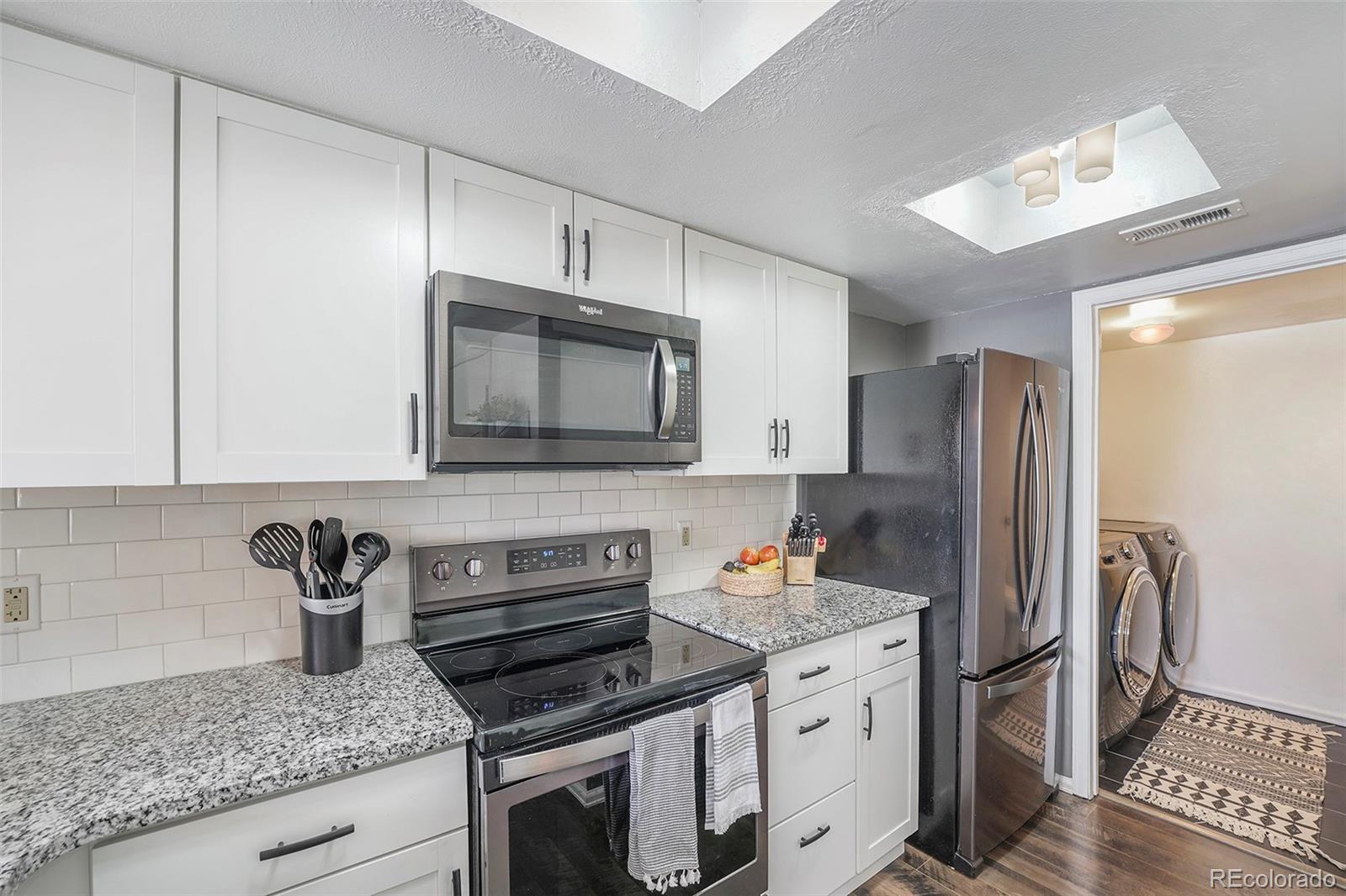 MLS Image #5 for 10410 w jewell avenue,lakewood, Colorado