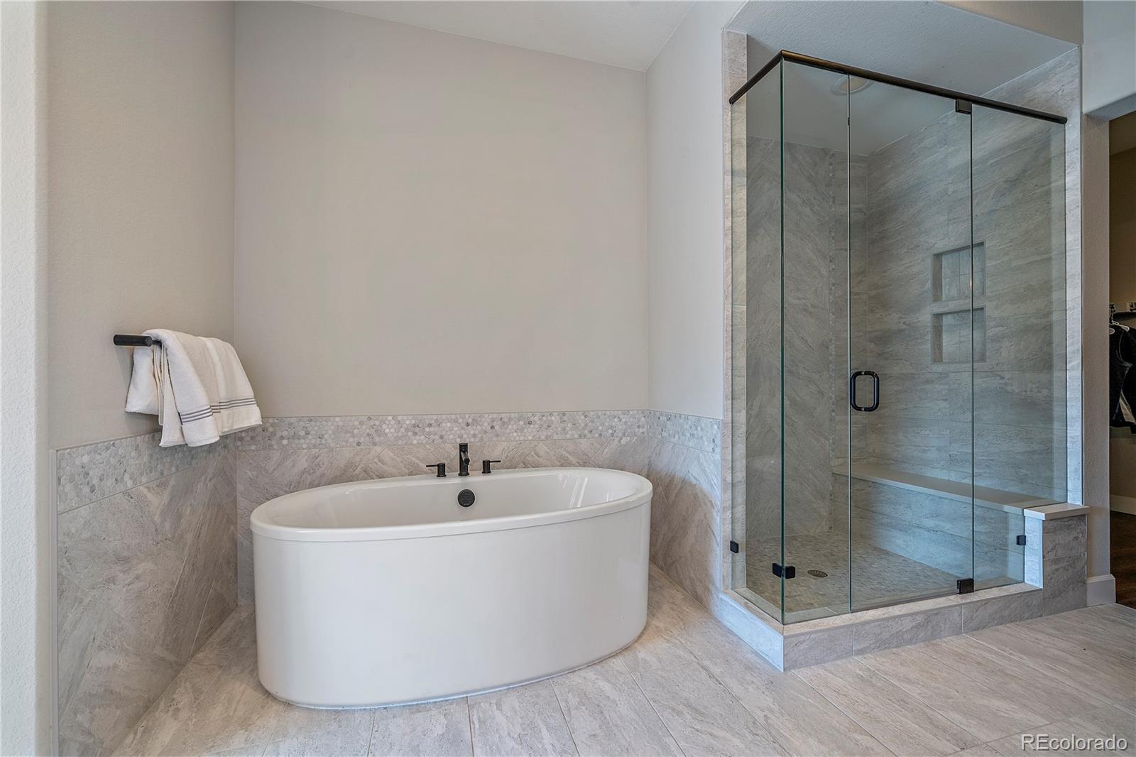 MLS Image #13 for 9570  viewside drive,lone tree, Colorado