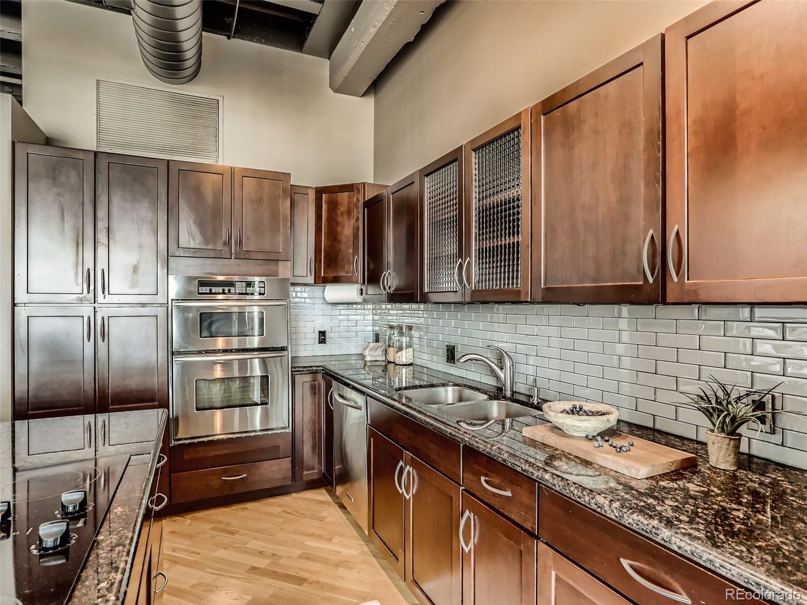 MLS Image #7 for 2000  arapahoe street,denver, Colorado