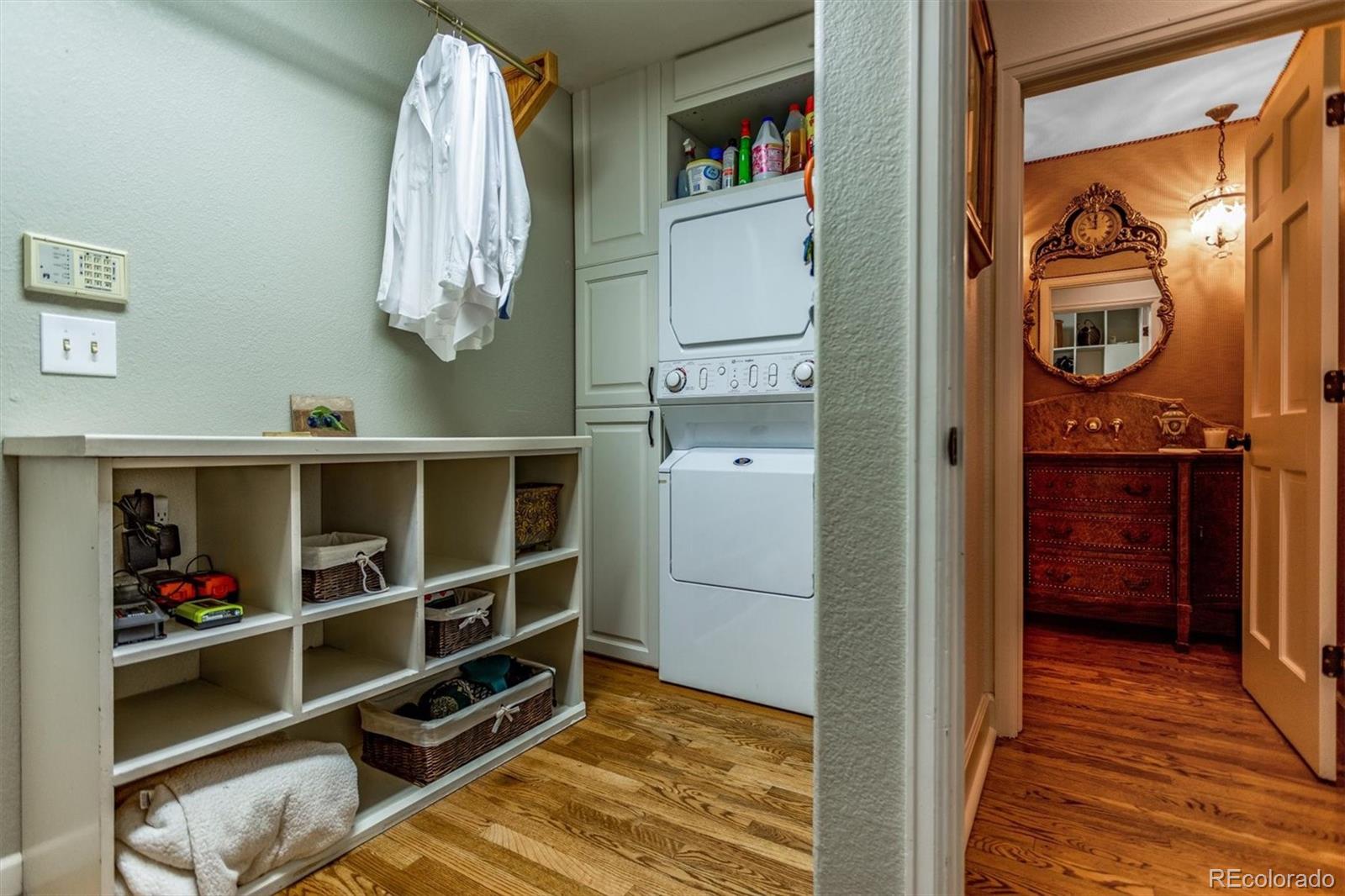 MLS Image #16 for 5371 s geneva way,englewood, Colorado
