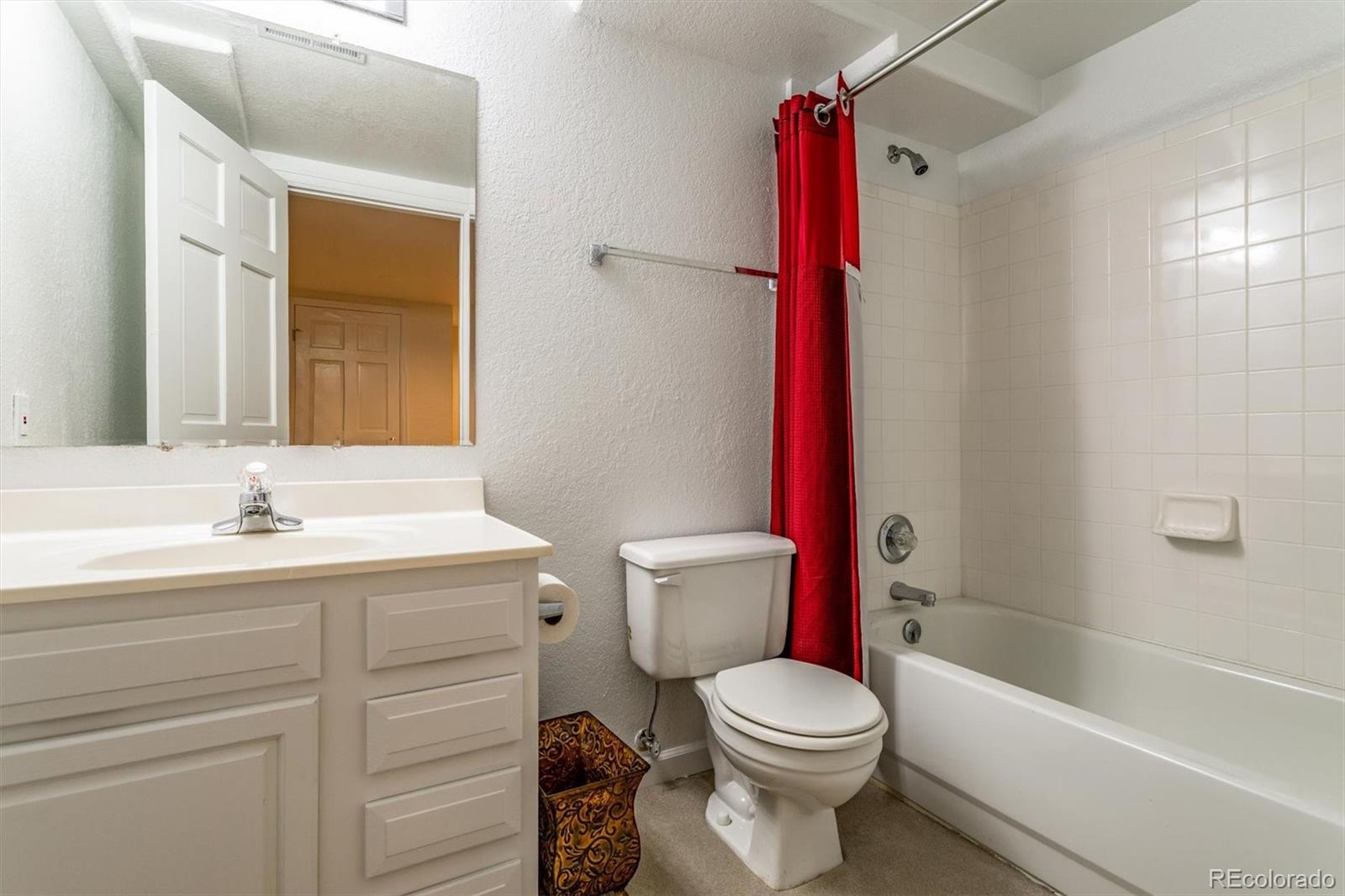 MLS Image #31 for 5371 s geneva way,englewood, Colorado