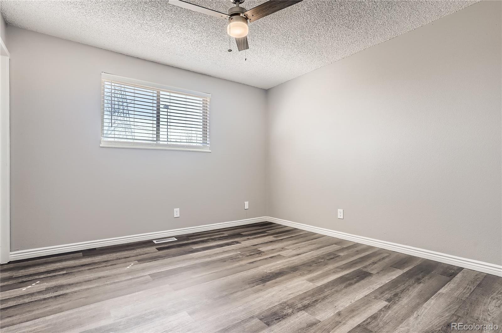 MLS Image #4 for 5332  granby street,denver, Colorado