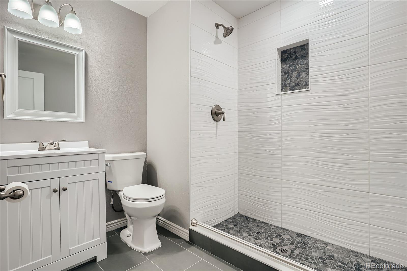 MLS Image #6 for 5332  granby street,denver, Colorado