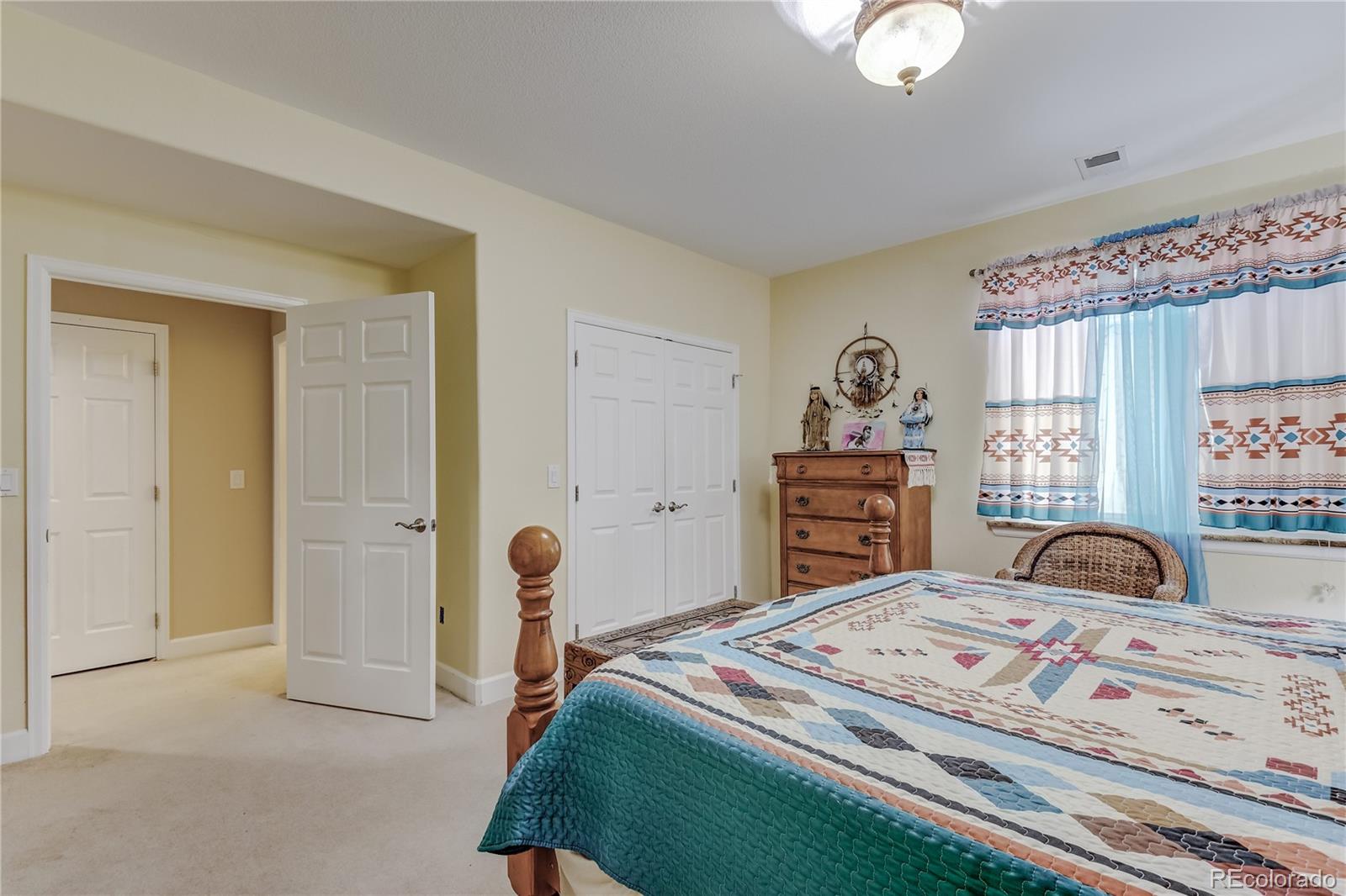 MLS Image #33 for 10450  stable lane,littleton, Colorado