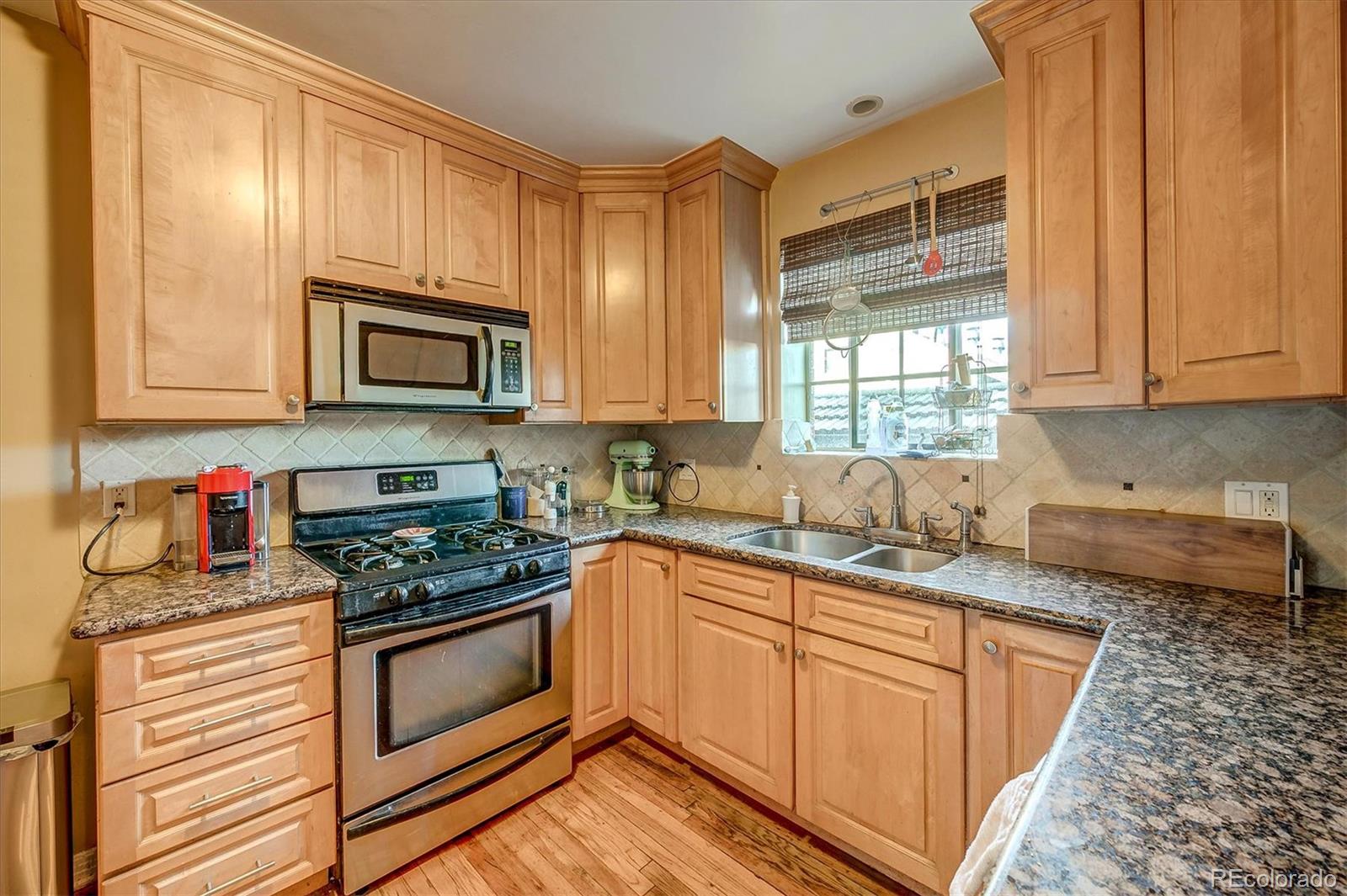 MLS Image #10 for 1419  dexter street,denver, Colorado