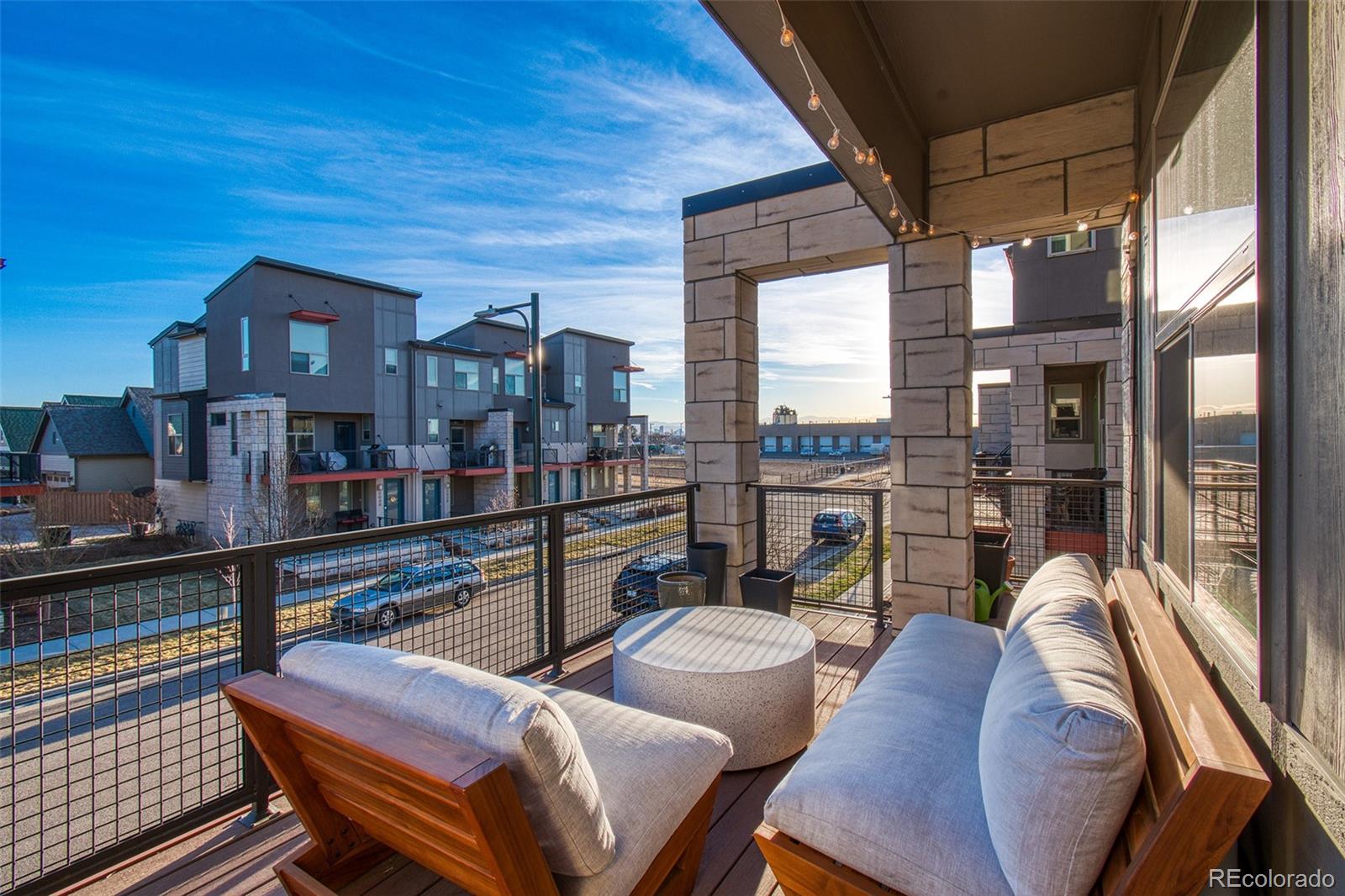 MLS Image #6 for 7959 e 54th place,denver, Colorado