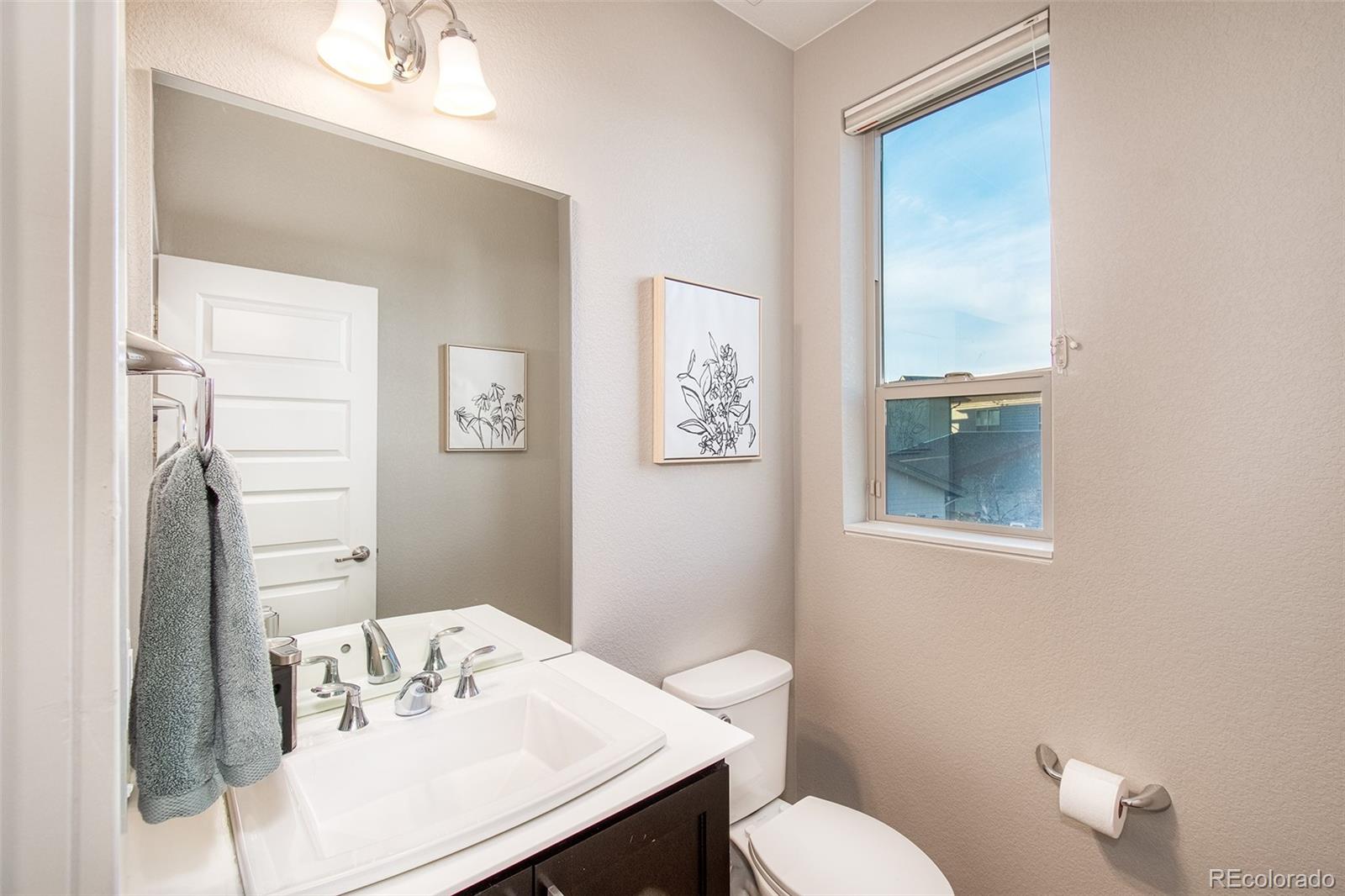 MLS Image #8 for 7959 e 54th place,denver, Colorado