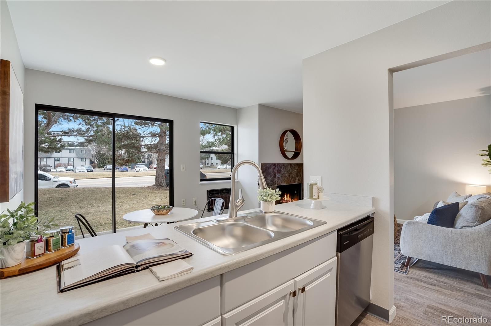 MLS Image #7 for 512 e monroe drive,fort collins, Colorado