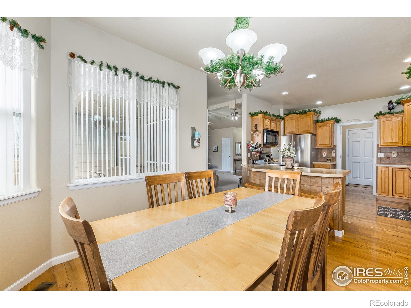 MLS Image #9 for 320  granite way,johnstown, Colorado