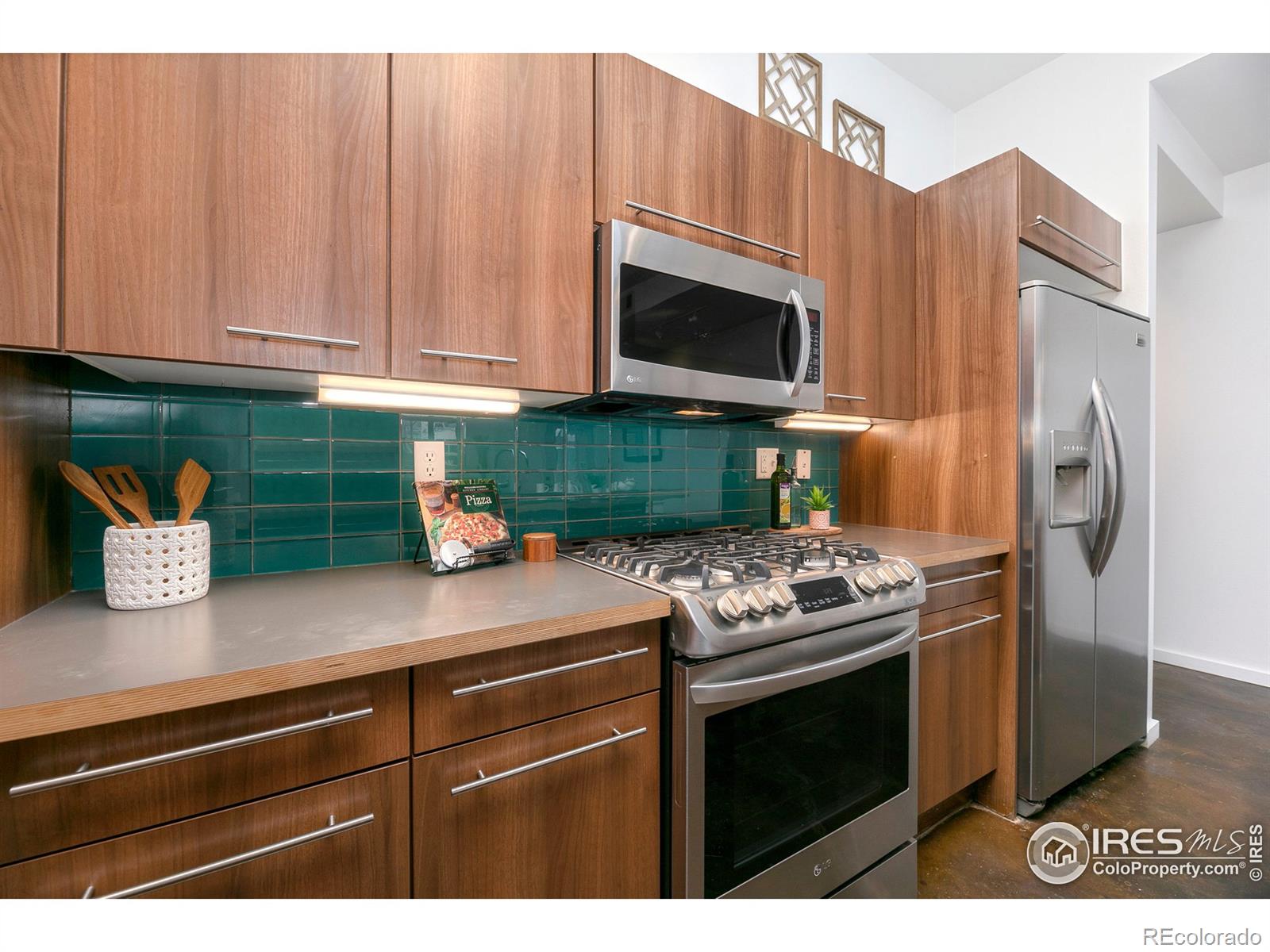 MLS Image #16 for 802  blondel street,fort collins, Colorado