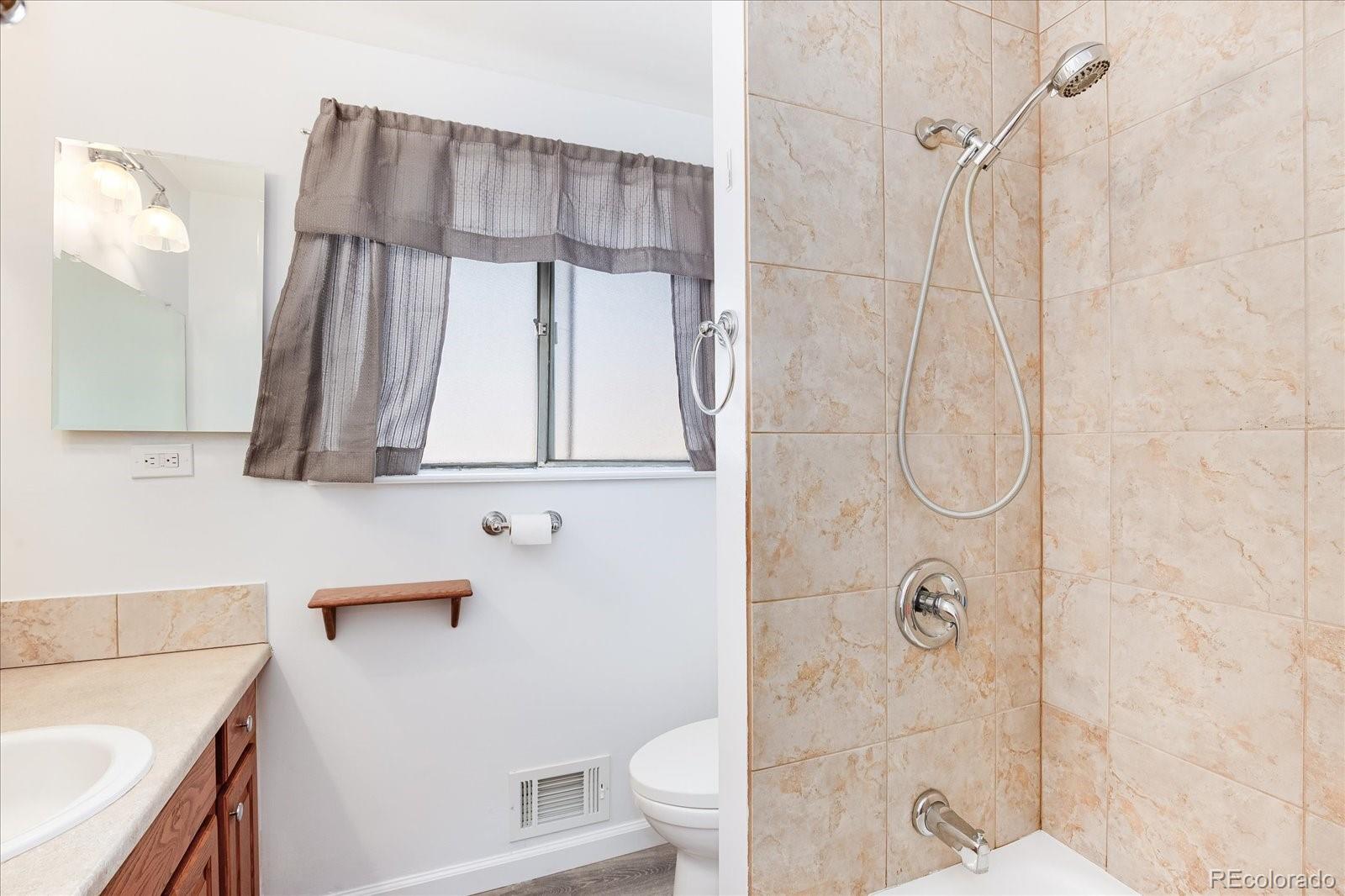 MLS Image #16 for 2700 s lowell boulevard,denver, Colorado