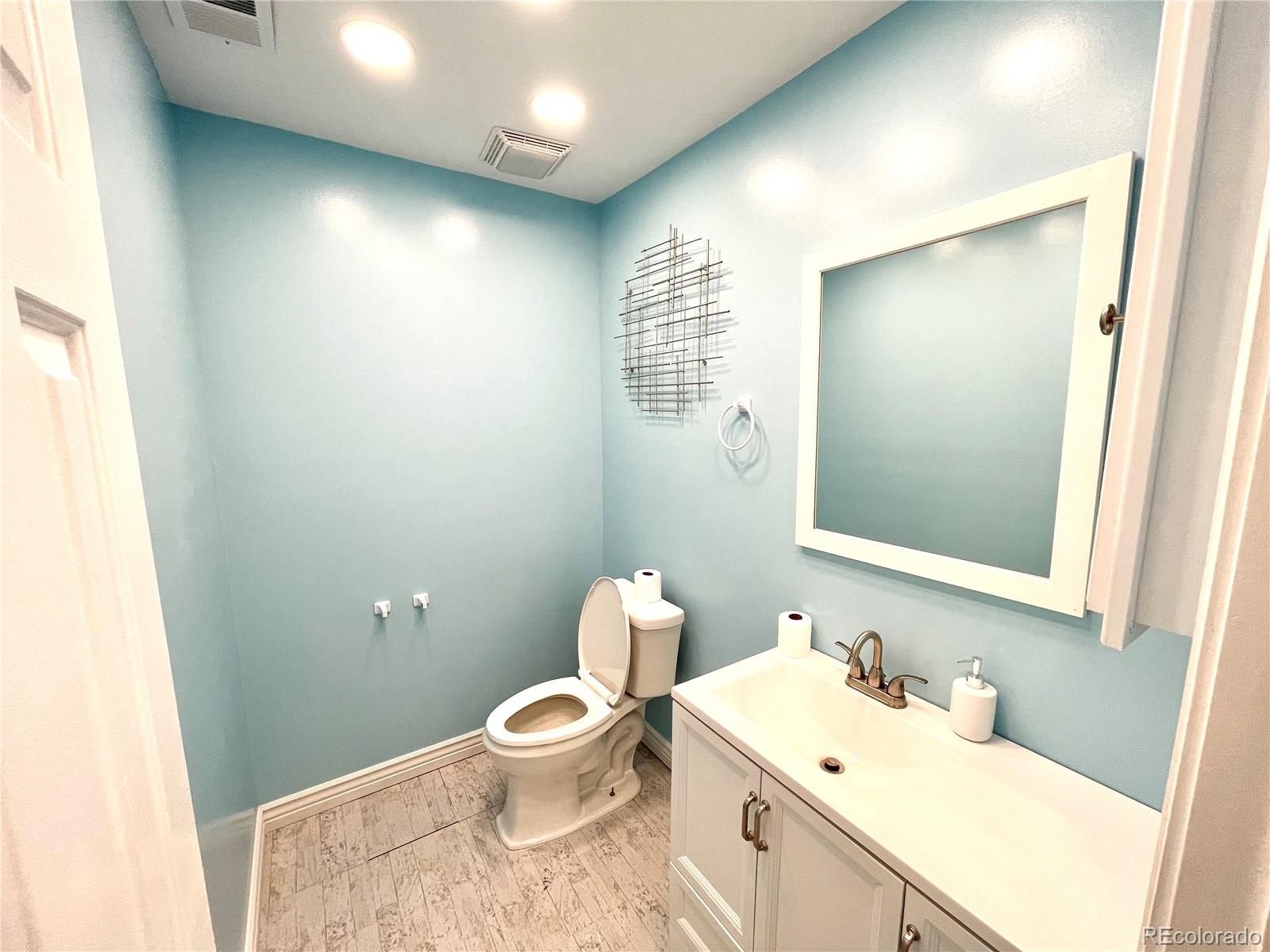MLS Image #10 for 19805 e greenwood drive,aurora, Colorado