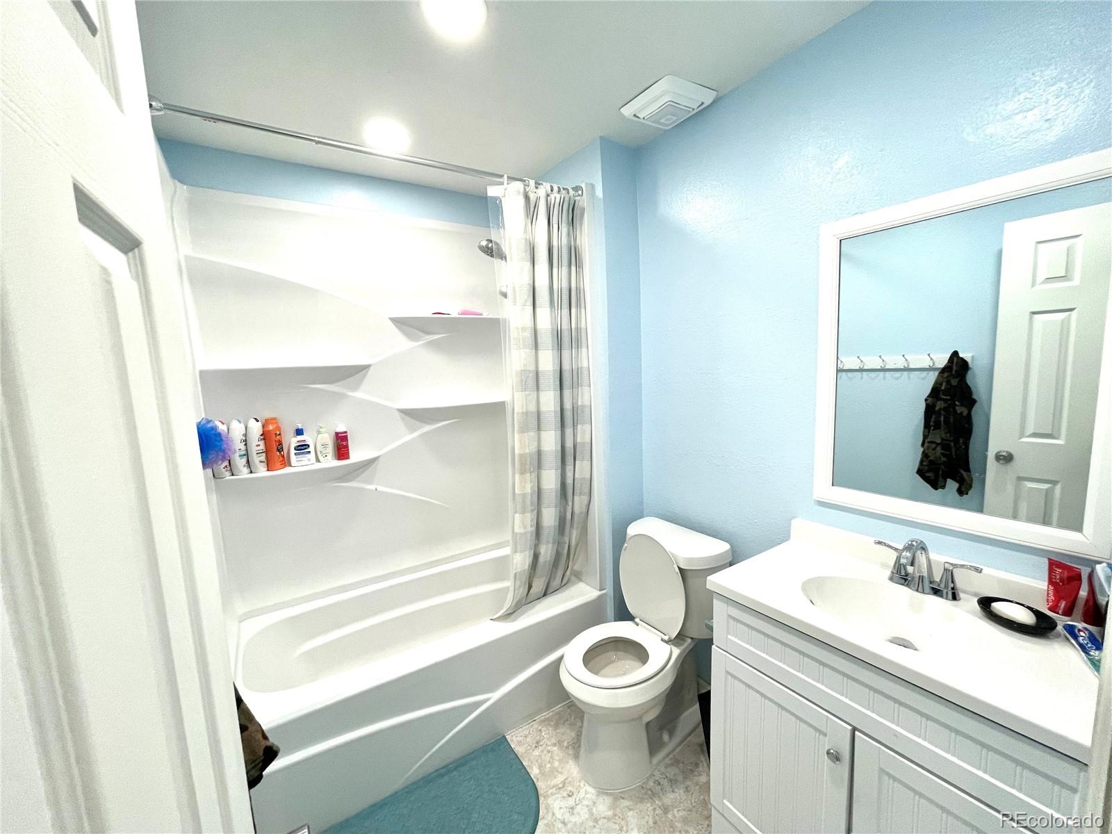 MLS Image #16 for 19805 e greenwood drive,aurora, Colorado