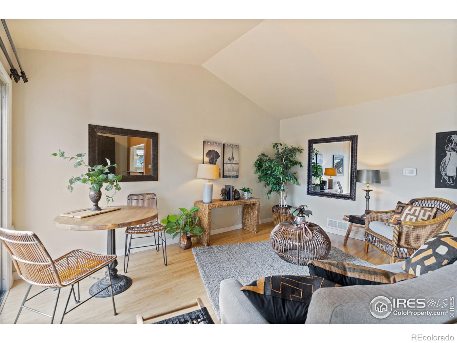 MLS Image #11 for 324 n sundance circle,fort collins, Colorado