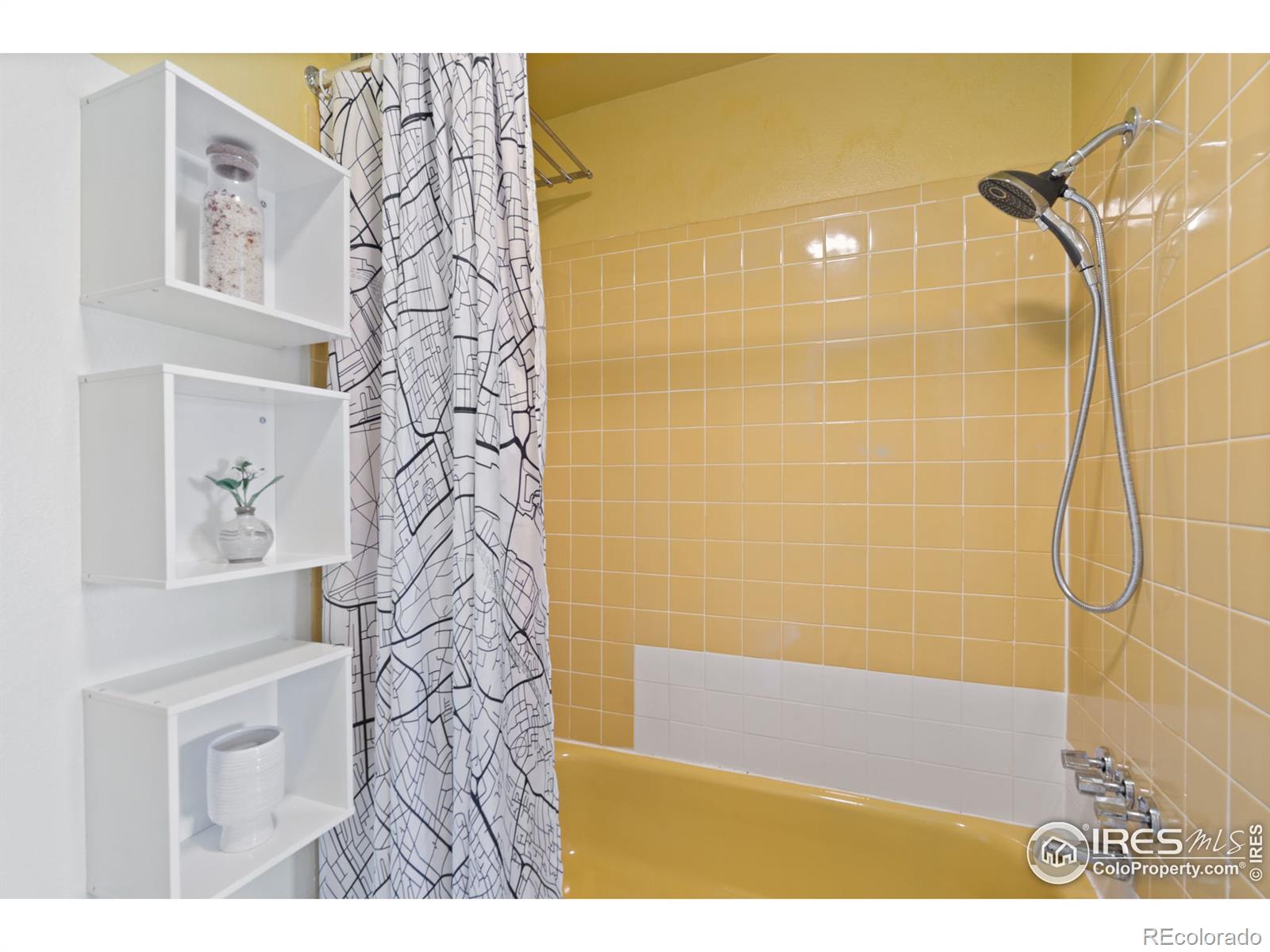 MLS Image #29 for 324 n sundance circle,fort collins, Colorado