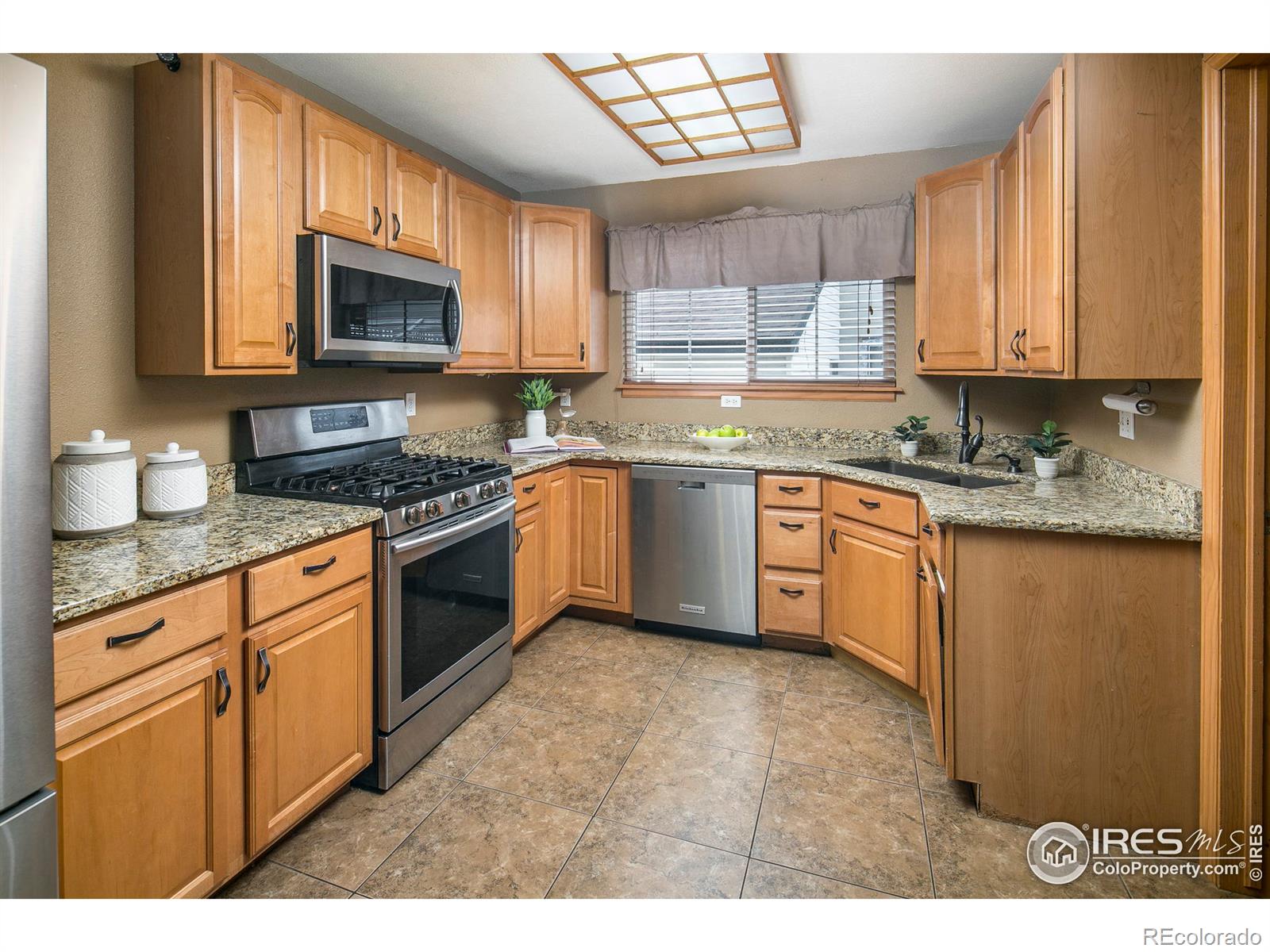 MLS Image #9 for 9515  saint paul street,thornton, Colorado