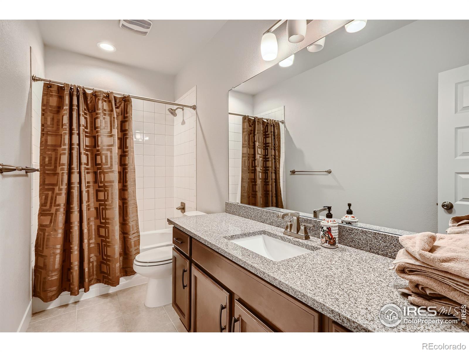 MLS Image #19 for 339  bronco court,berthoud, Colorado