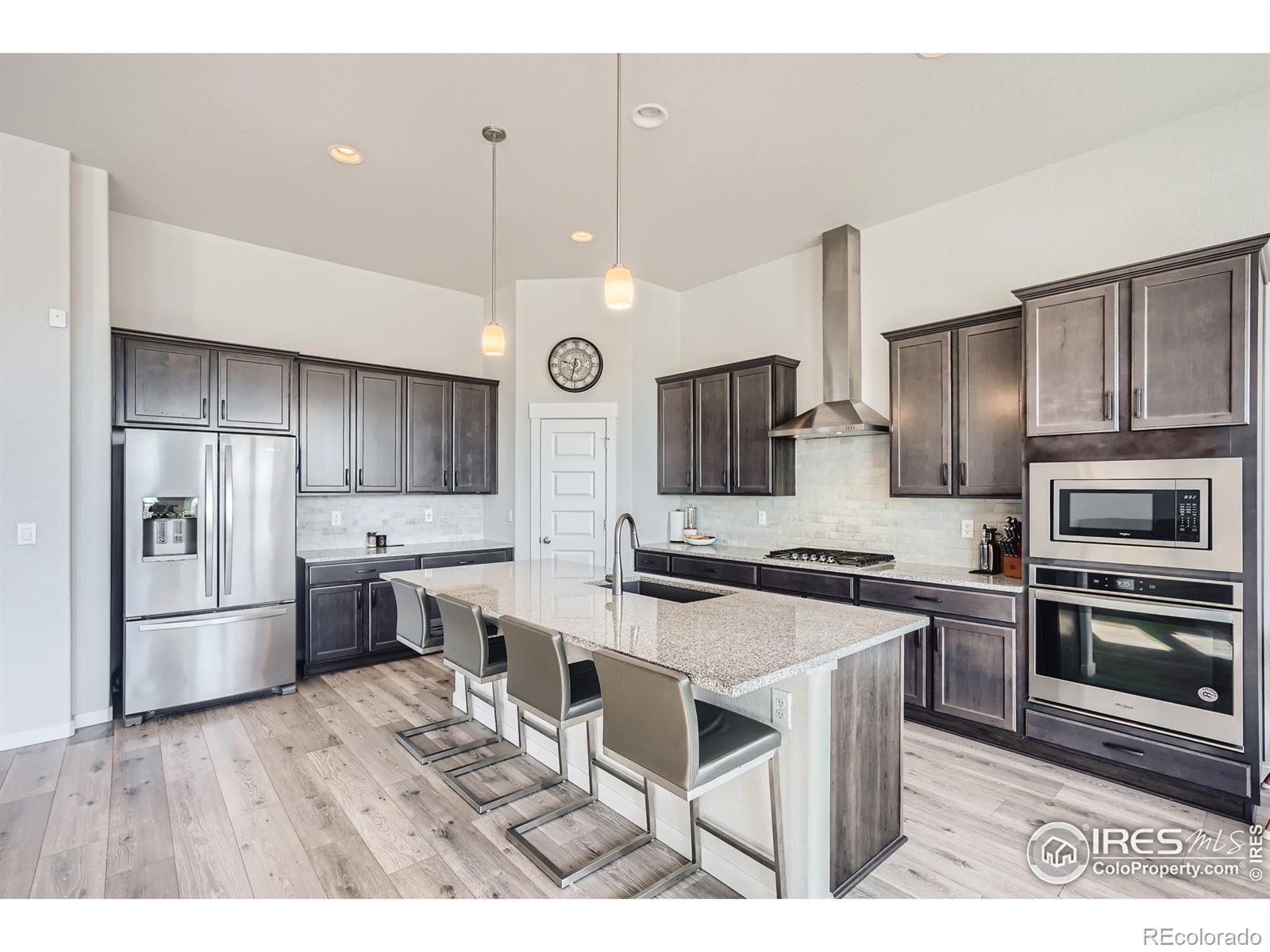 MLS Image #3 for 339  bronco court,berthoud, Colorado