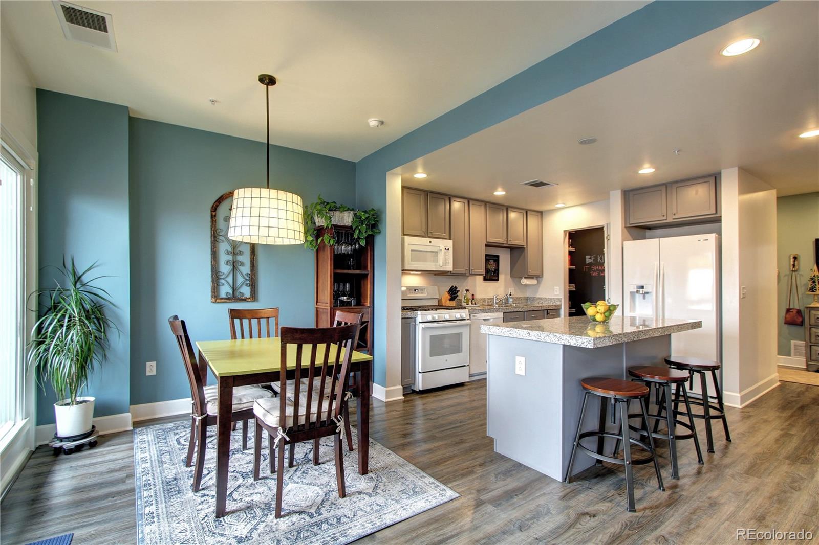 MLS Image #12 for 1630  clarkson street,denver, Colorado