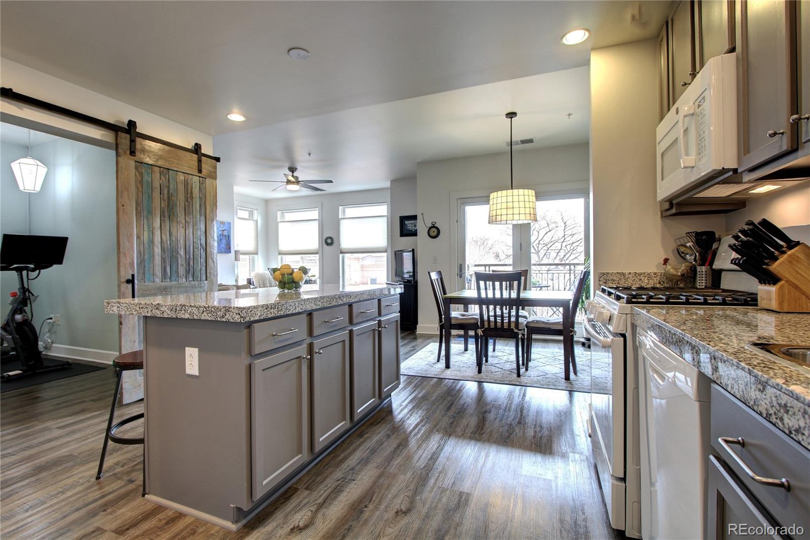 MLS Image #15 for 1630  clarkson street,denver, Colorado