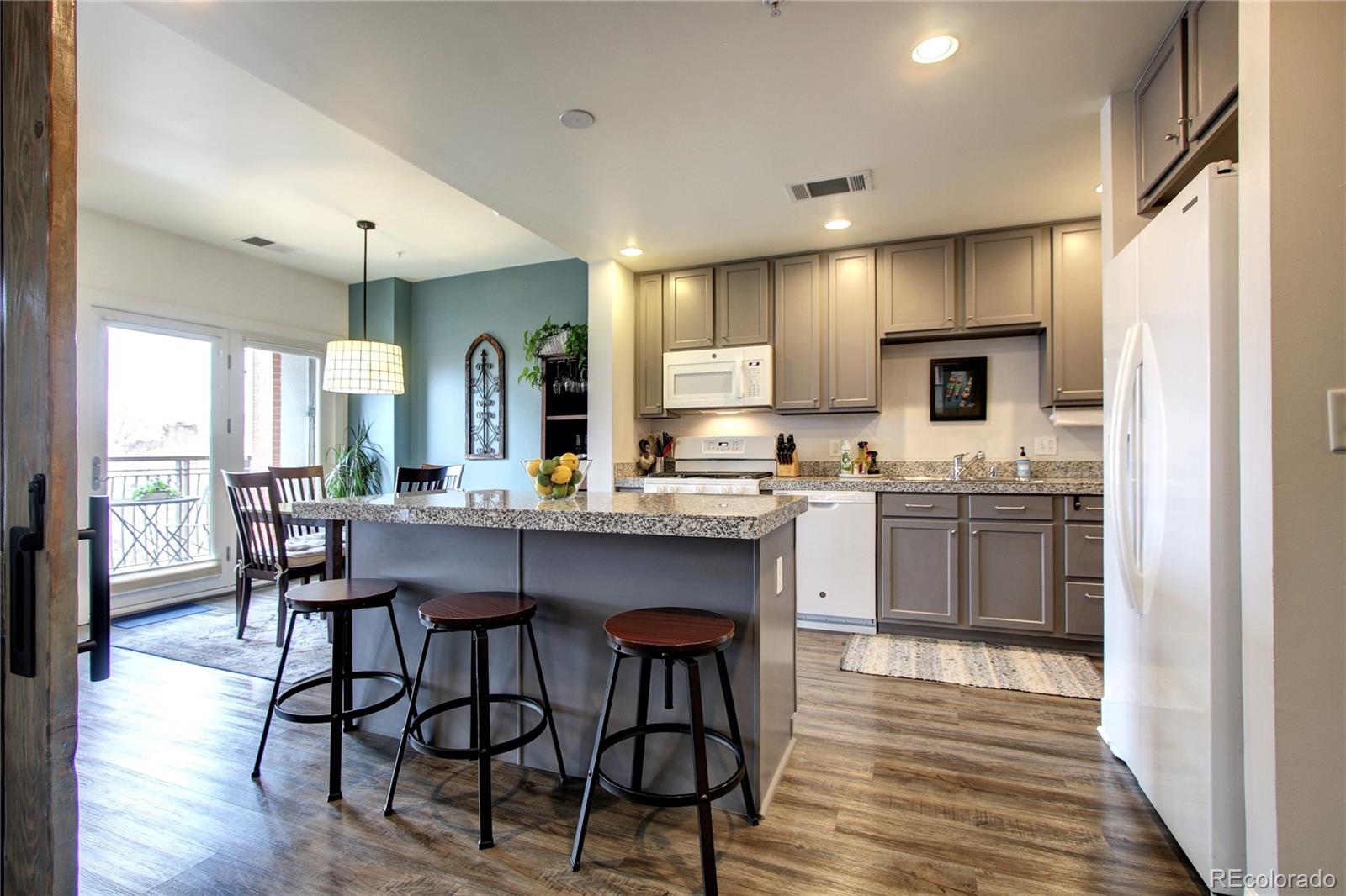 MLS Image #16 for 1630  clarkson street,denver, Colorado