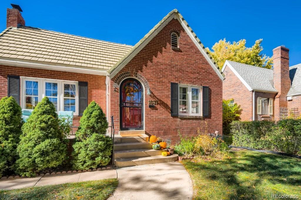 CMA Image for 1637  Elm Street,Denver, Colorado