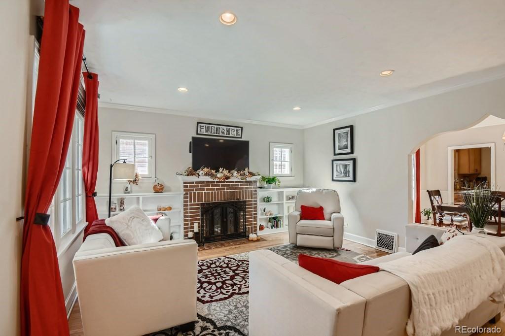 MLS Image #2 for 1637  elm street,denver, Colorado