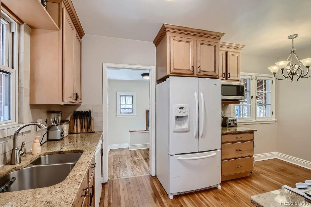 MLS Image #7 for 1637  elm street,denver, Colorado