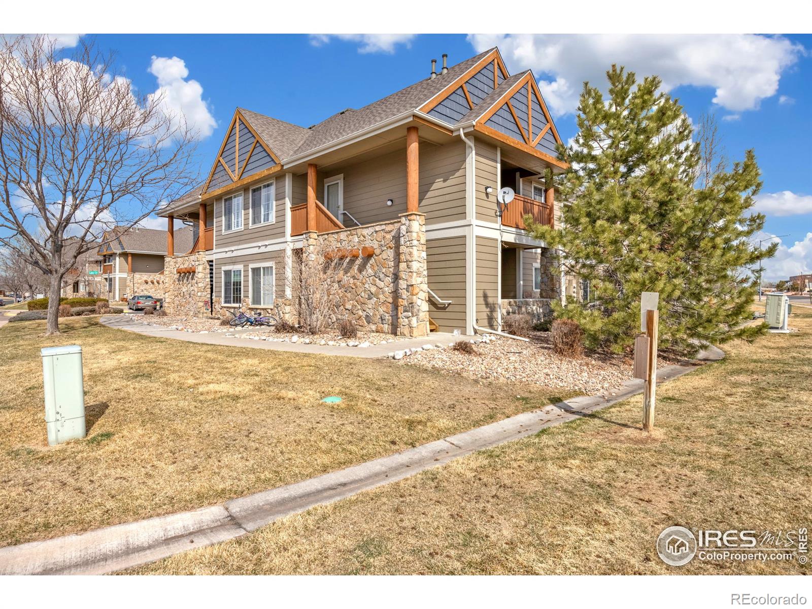 MLS Image #0 for 100  beacon way,windsor, Colorado