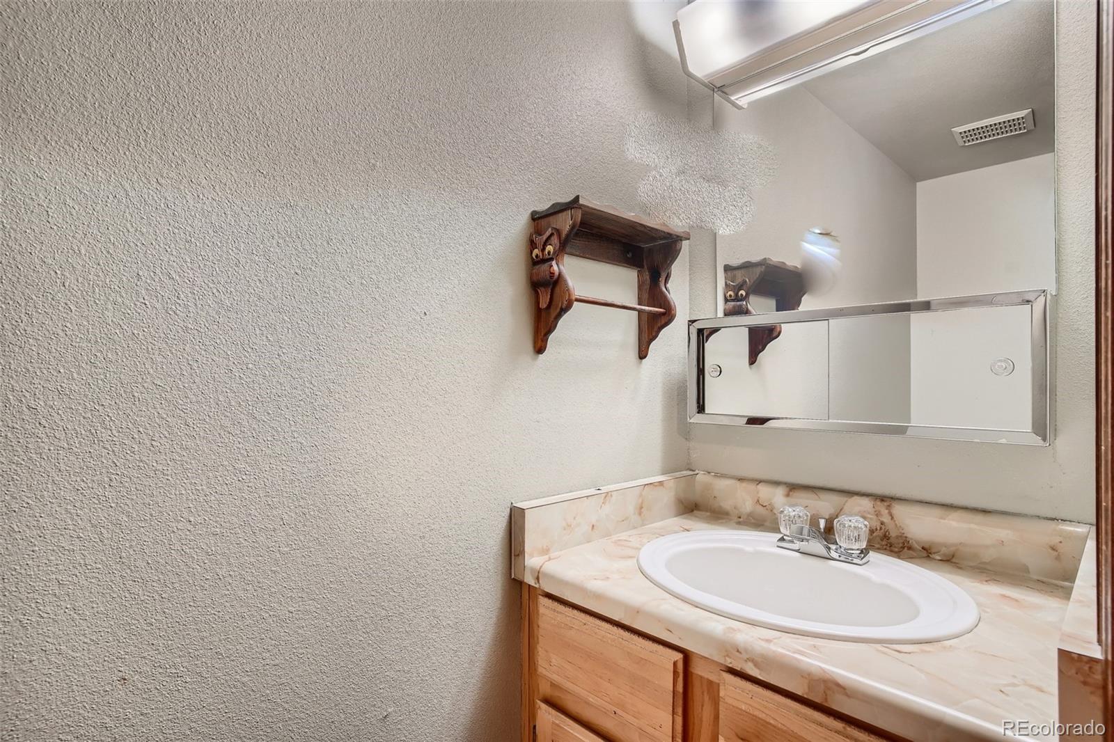 MLS Image #7 for 1861 s allison street c,lakewood, Colorado