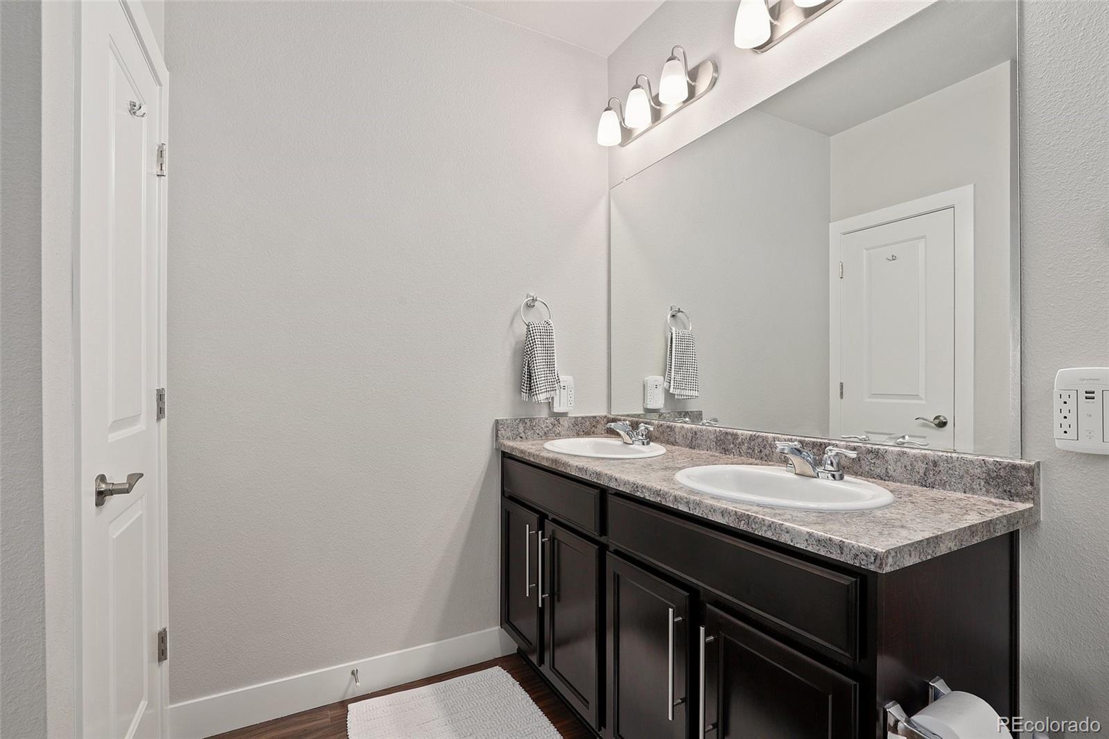 MLS Image #12 for 14351 e tennessee avenue,aurora, Colorado