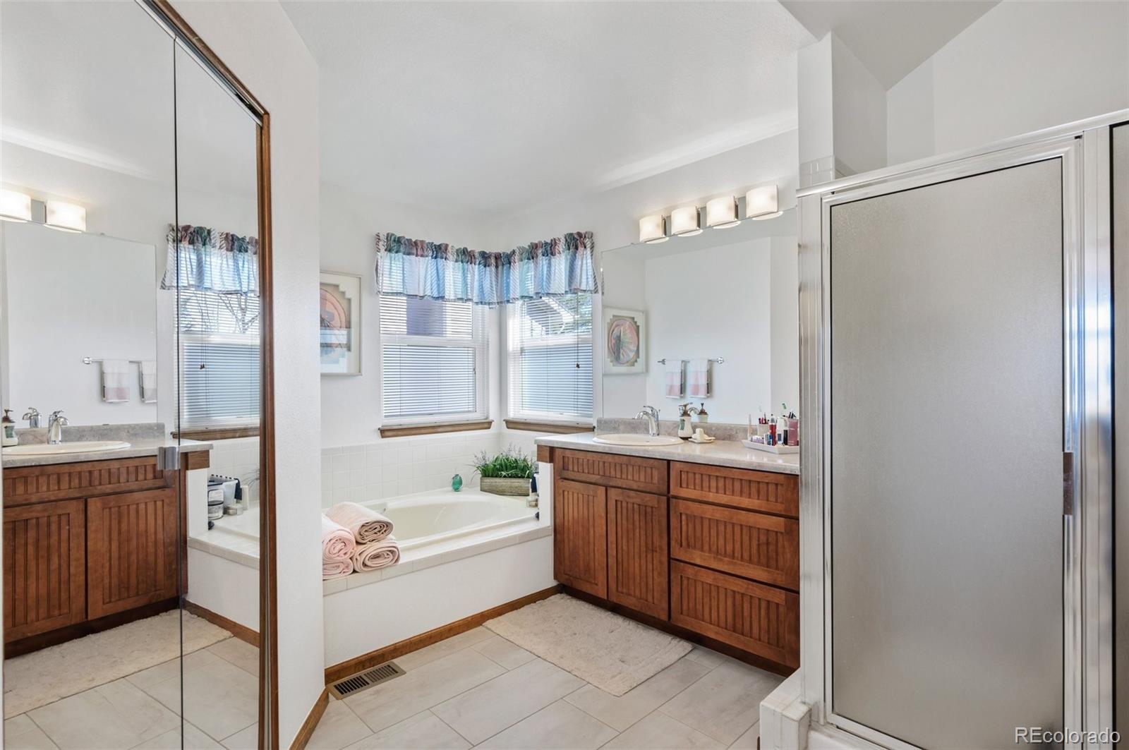 MLS Image #15 for 1218 e phillips drive,littleton, Colorado