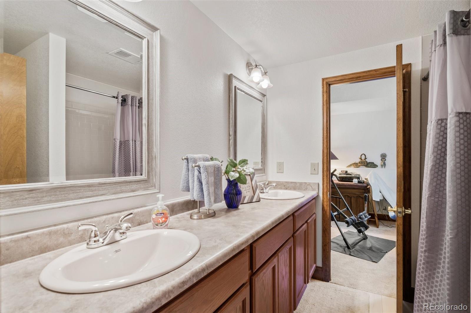 MLS Image #20 for 1218 e phillips drive,littleton, Colorado
