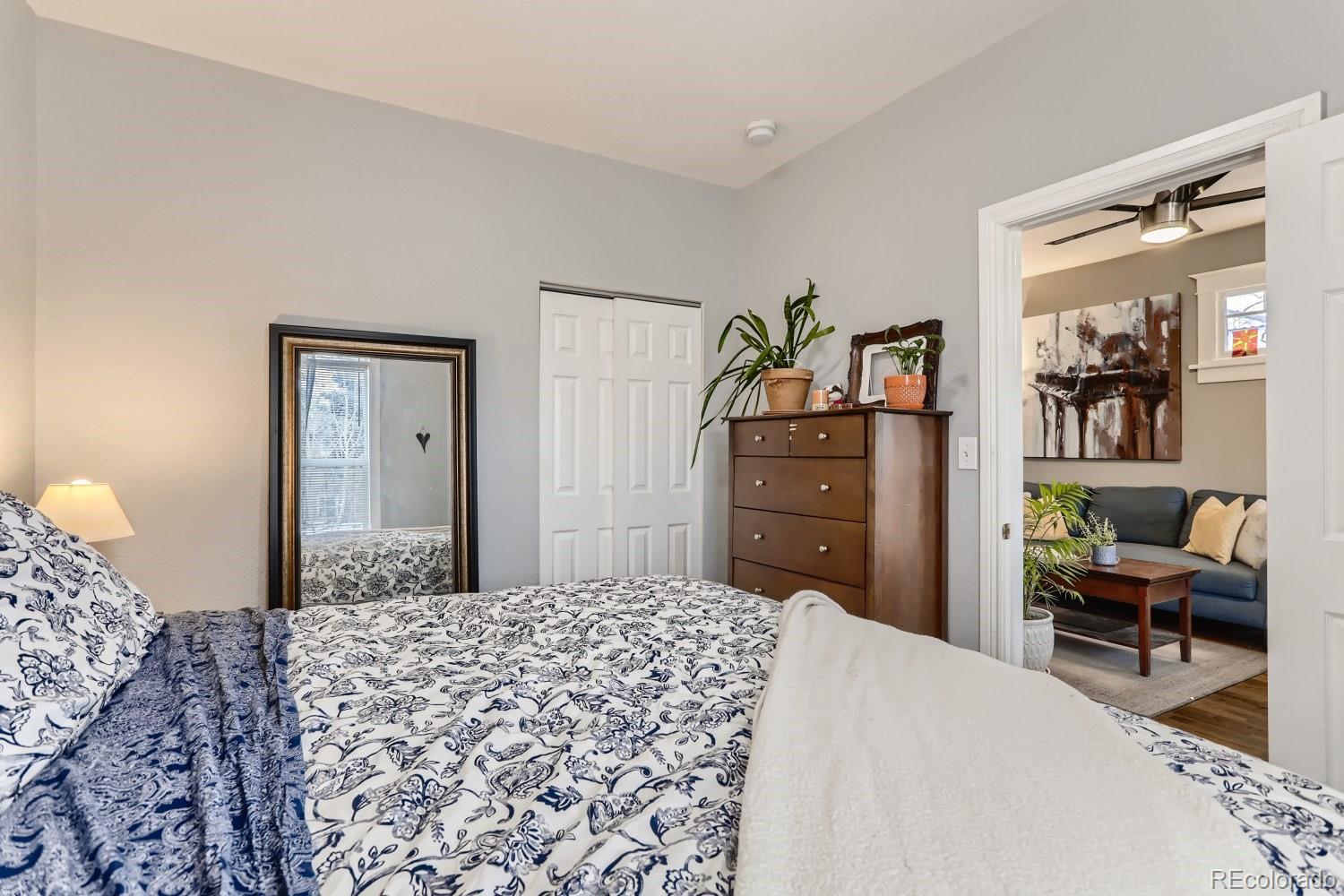 MLS Image #10 for 1819 s lincoln street,denver, Colorado
