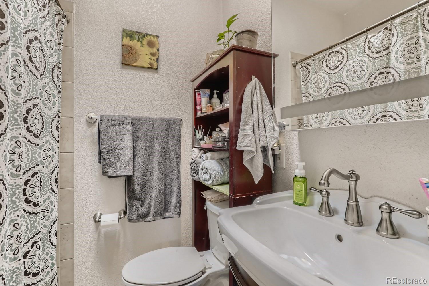 MLS Image #11 for 1819 s lincoln street,denver, Colorado