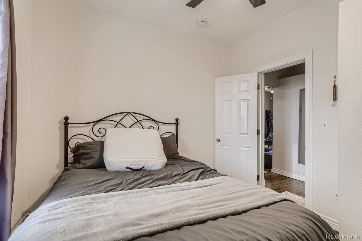 MLS Image #13 for 1819 s lincoln street,denver, Colorado