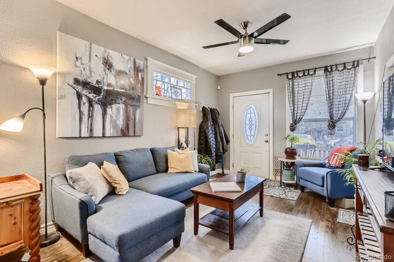 MLS Image #3 for 1819 s lincoln street,denver, Colorado