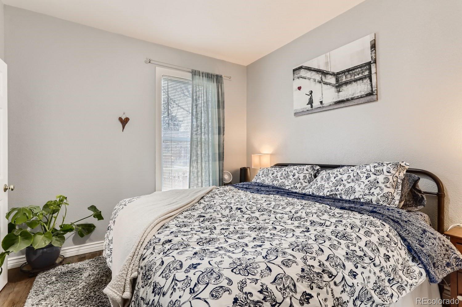 MLS Image #9 for 1819 s lincoln street,denver, Colorado