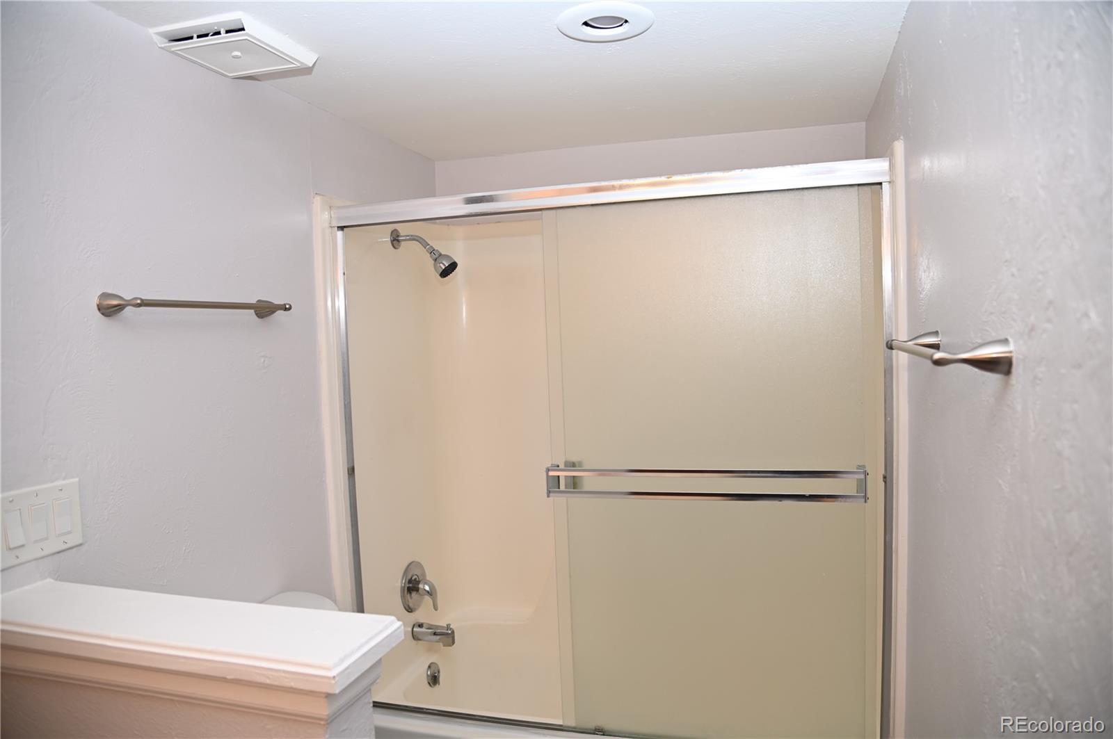 MLS Image #16 for 266 w rockrimmon boulevard,colorado springs, Colorado