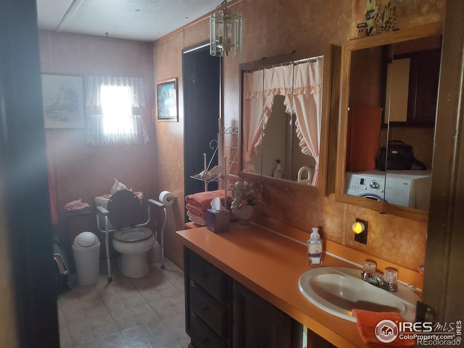 MLS Image #13 for 12520  highway 6 ,hillrose, Colorado