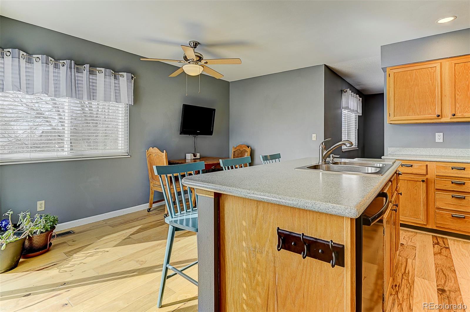 MLS Image #12 for 925  crandall drive,colorado springs, Colorado