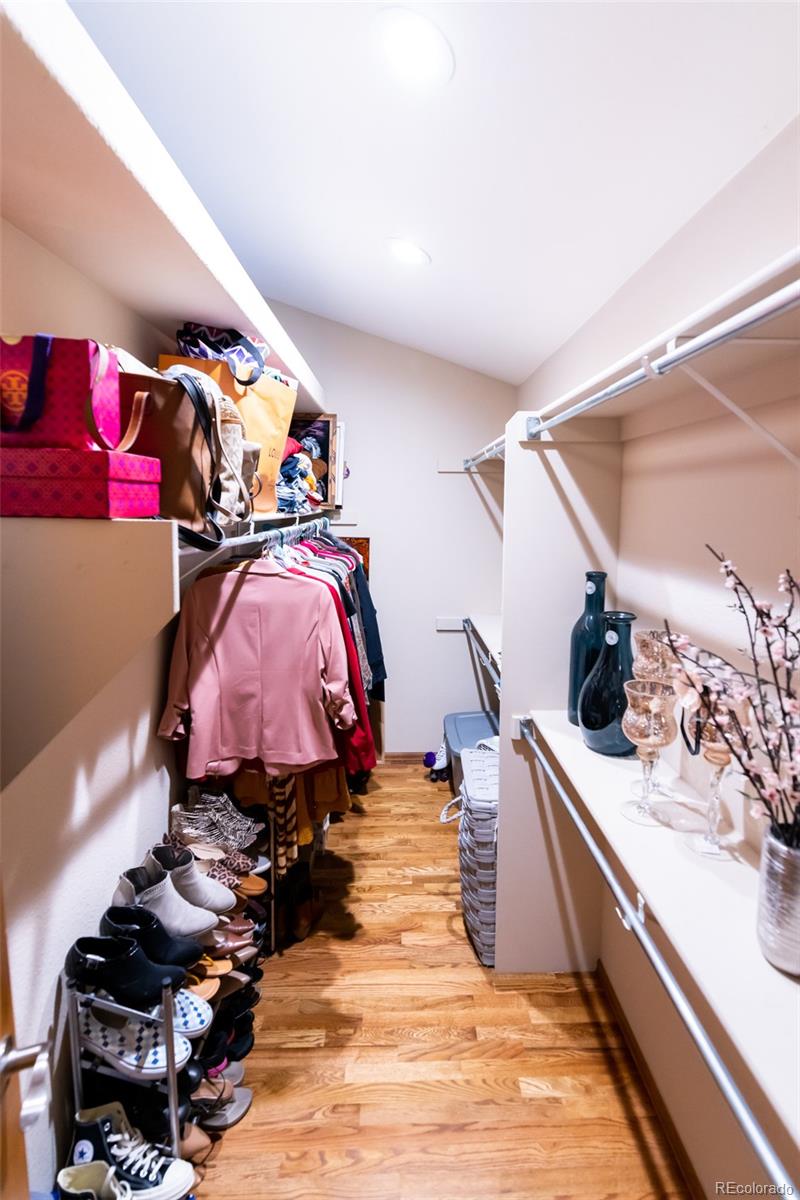 MLS Image #11 for 23002 e alamo place,aurora, Colorado
