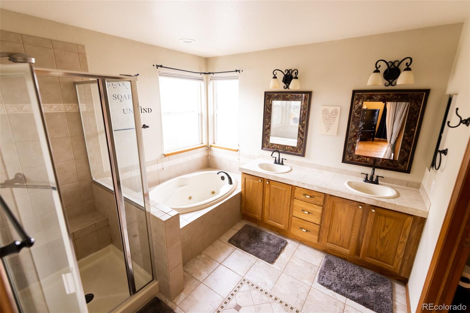 MLS Image #9 for 23002 e alamo place,aurora, Colorado