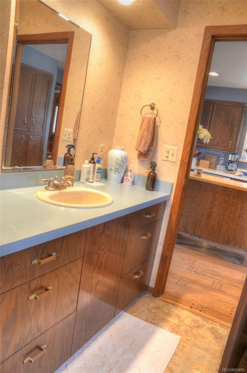 MLS Image #18 for 161  alta vista road,coaldale, Colorado