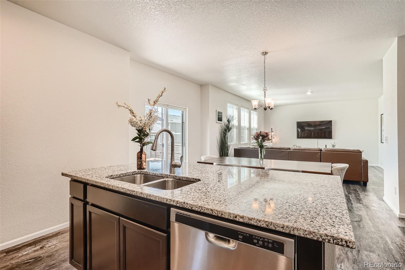 MLS Image #10 for 27060 e maple avenue,aurora, Colorado